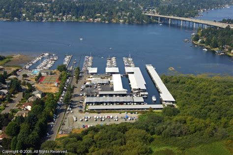 newport washington businesses.